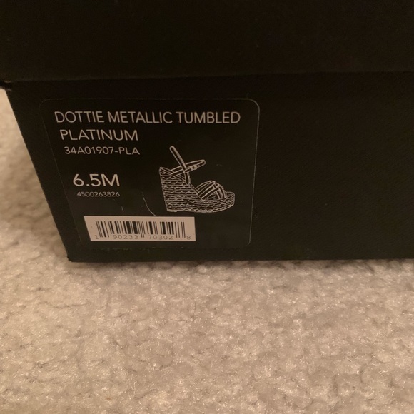 COACH gold wedge sandals !! - Picture 7 of 8